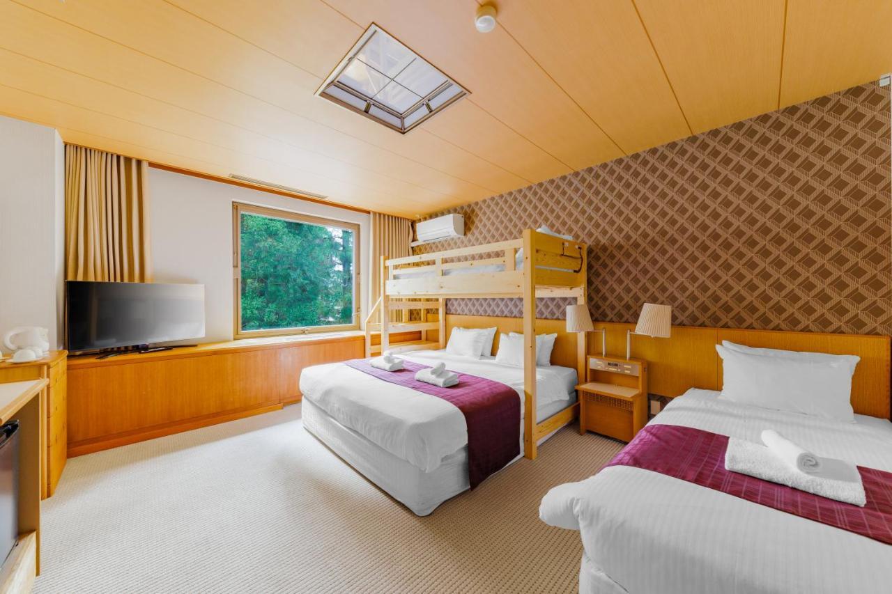 Отель 151 Hakuba By Jade Group Иида Экстерьер фото